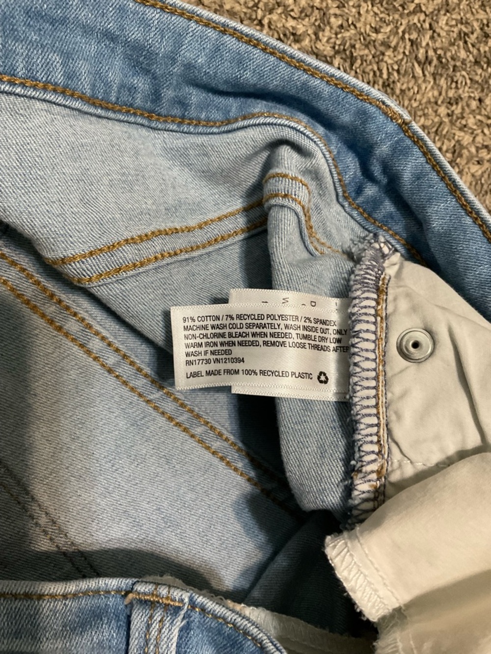 Universal Thread Light Blue Distressed Skinny Jeans Size 12 - Picture 4 of 6